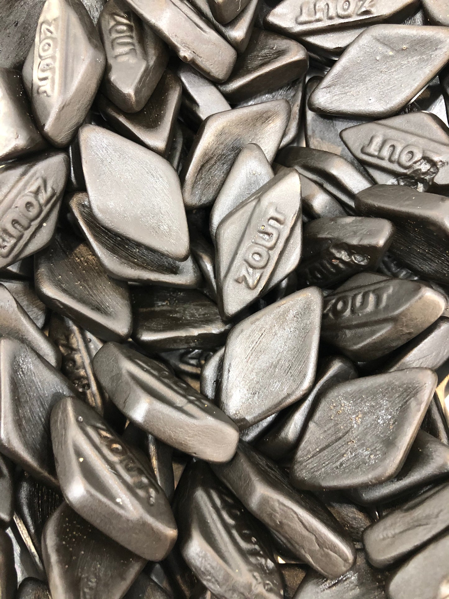 Medium Diamonds