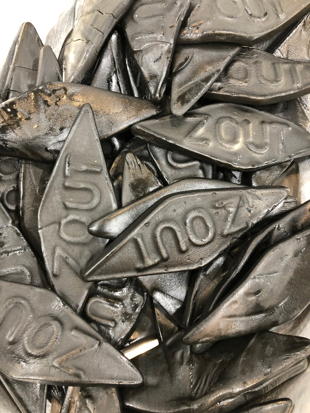 Large Diamonds Dutch Licorice