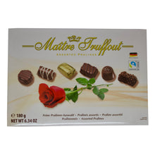 Load image into Gallery viewer, Maitre Truffout Pralines (Red or White 180g Box)